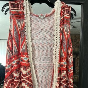 Eyeshadow vest size medium